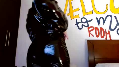 Nathalia online show from 12.02.24