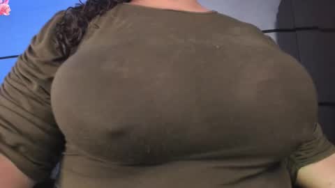 Snapshot of nathylovexx chatting on 11.29.25 nathy new independent account online show from 11.29.25