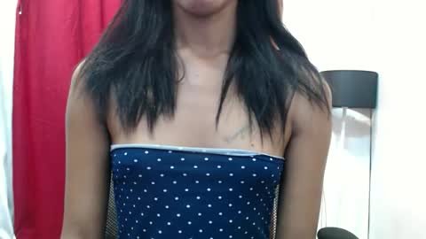 Snapshot of native_princess1 chatting on 11.23.25 native_princess1 online show from 11.23.25