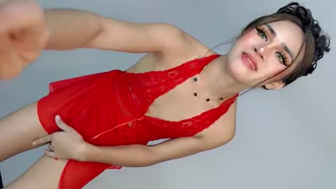 Nathalie smith online show from 04.29.26