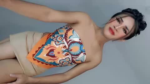 Nathalie smith online show from 05.23.26
