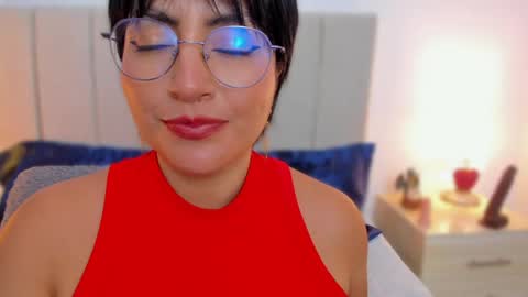 Nathalie online show from 04.16.26