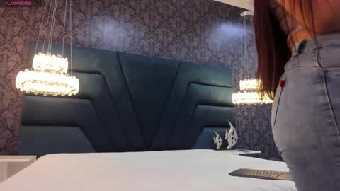 Snapshot of natty_roberts_ chatting on 02.17.25 Natty online show from 02.17.25