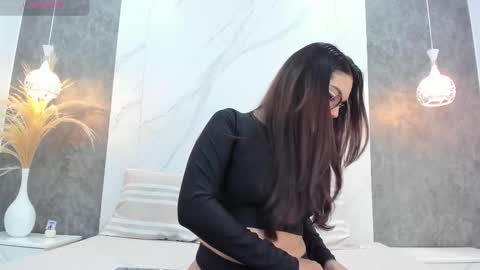 Natty Trainor online show from 01.08.26