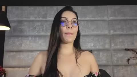 Snapshot of nattytrainor chatting on 07.19.26 Natty Trainor online show from 07.19.26