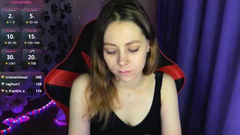 Snapshot of natural_babe666 chatting on 12.15.24 natural_babe666 online show from 12.15.24