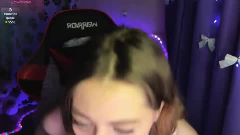 Snapshot of natural_babe666 chatting on 12.30.24 natural_babe666 online show from 12.30.24