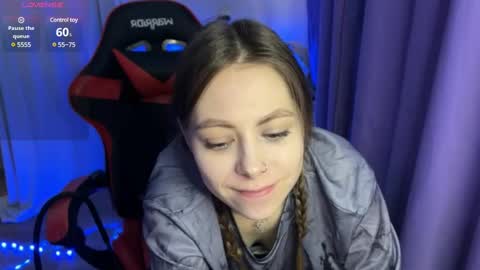 Snapshot of natural_babe666 chatting on 02.21.25 natural_babe666 online show from 02.21.25