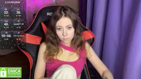 Snapshot of natural_babe666 chatting on 09.14.25 natural_babe666 online show from 09.14.25