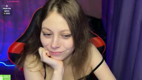 Snapshot of natural_babe666 chatting on 06.06.26 natural_babe666 online show from 06.06.26