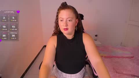 Snapshot of natural_ginger5 chatting on 04.22.26 natural_ginger5 online show from 04.22.26
