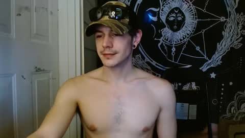 Snapshot of naturesbest951 chatting on 03.11.25 NATURESBEST online show from 03.11.25