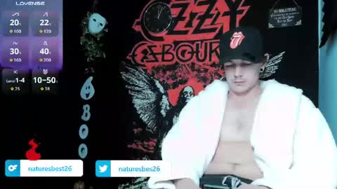 Snapshot of naturesbest951 chatting on 10.30.25 NATURESBEST online show from 10.30.25