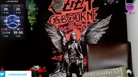 Snapshot of naturesbest951 chatting on 11.20.25 NATURESBEST online show from 11.20.25