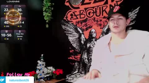 Snapshot of naturesbest951 chatting on 11.23.25 NATURESBEST online show from 11.23.25