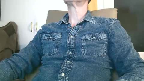 Snapshot of naturista25 chatting on 11.03.25 naturista25 online show from 11.03.25