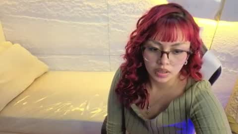 Snapshot of naty_red_v chatting on 08.07.26 Naty online show from 08.07.26