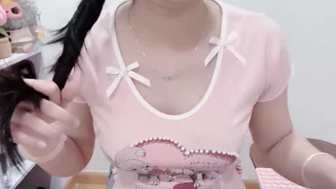 Snapshot of natycutiegirl chatting on 03.20.26 Kiki online show from 03.20.26