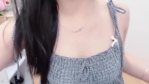 Snapshot of natycutiegirl chatting on 04.06.26 Kiki online show from 04.06.26