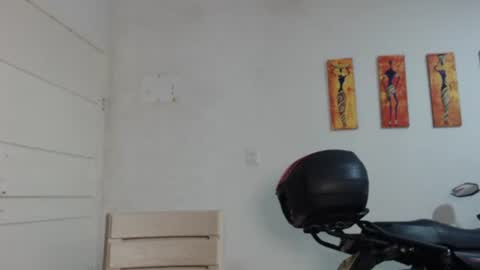 Stella Mcqueen online show from 01.12.25