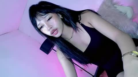Snapshot of naughty_cutiepie chatting on 06.19.26 itsyourgirl kiara online show from 06.19.26