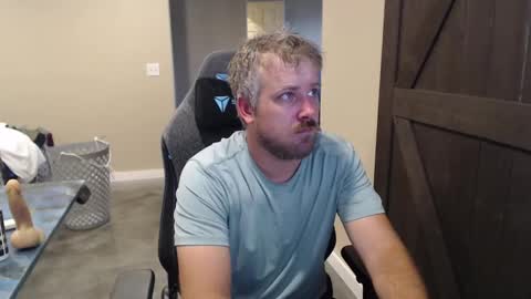 Snapshot of naughty_kinky1 chatting on 09.29.25 Naughty kinky1 online show from 09.29.25