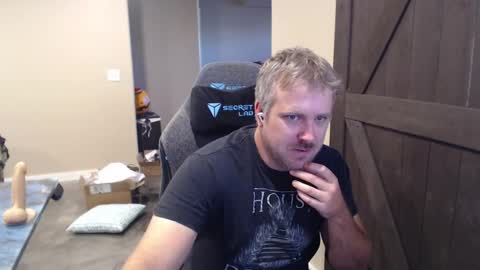 Snapshot of naughty_kinky1 chatting on 10.08.25 Naughty kinky1 online show from 10.08.25