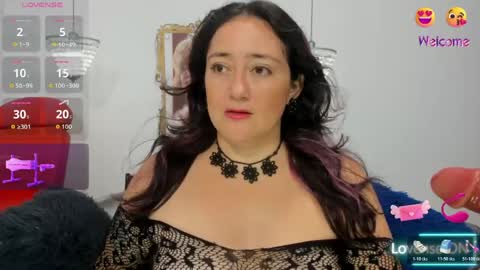 ESMERALDA online show from 04.18.26