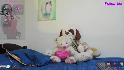 Snapshot of naughty_sexy_girl_1 chatting on 12.21.24 Lau online show from 12.21.24