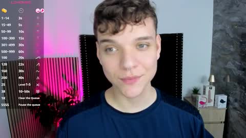 Snapshot of naughty_twink_ chatting on 10.24.25 Noah online show from 10.24.25