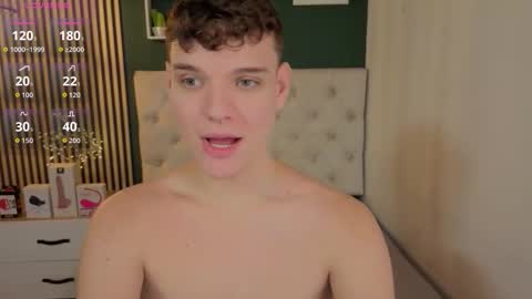 Snapshot of naughty_twink_ chatting on 11.11.25 Noah online show from 11.11.25