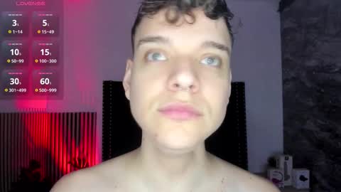 Snapshot of naughty_twink_ chatting on 11.13.25 Noah online show from 11.13.25