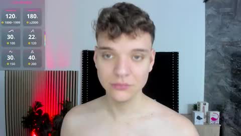 Snapshot of naughty_twink_ chatting on 11.15.25 Noah online show from 11.15.25