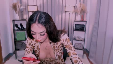 Snapshot of naughtyaurora69 chatting on 02.08.25 NaughtyAurora online show from 02.08.25