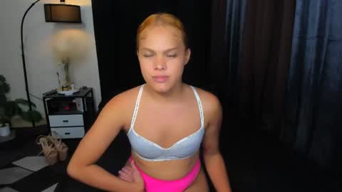 naughtychanell online show from 07.08.26