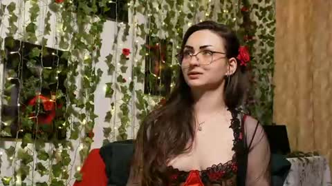 Snapshot of naughtyhomemade17 chatting on 07.12.26 Mya Alexya online show from 07.12.26