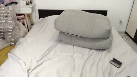 Snapshot of naughtykiss22 chatting on 01.05.25 Chris online show from 01.05.25