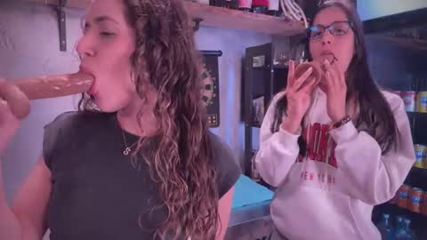 ANDREA STEPH  MIKE online show from 02.22.25