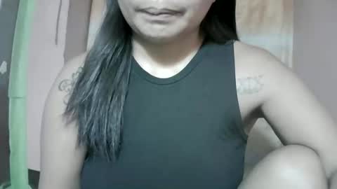 naughtymom_33 online show from 11.08.25