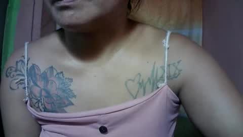 naughtymom_33 online show from 11.12.25