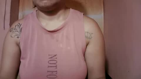 naughtymom_33 online show from 12.20.25