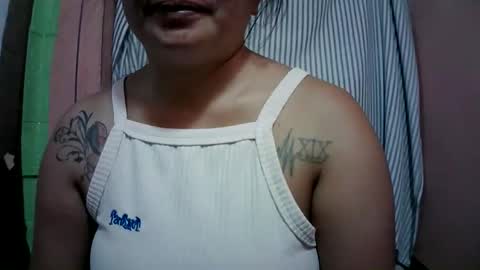 naughtymom_33 online show from 03.27.26