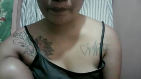 naughtymom_33 online show from 04.14.26