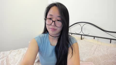 Snapshot of naughtynerdygirl chatting on 01.27.25 Gigi Chu online show from 01.27.25