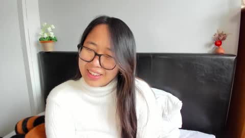 Snapshot of naughtynerdygirl chatting on 03.25.26 Gigi Chu online show from 03.25.26