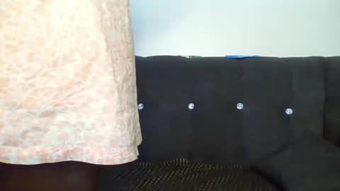 naughtyqueen12 online show from 03.01.25