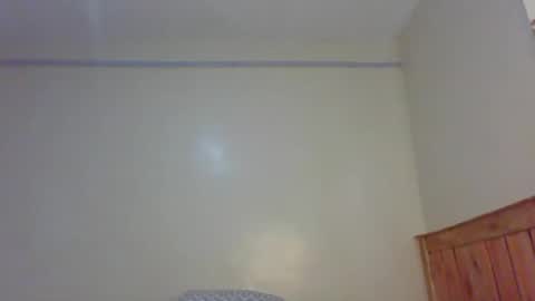 naughtyqueen12 online show from 12.17.25