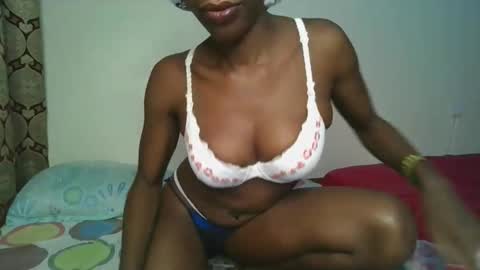 Snapshot of naughtysweetpie chatting on 05.01.26 naughty online show from 05.01.26