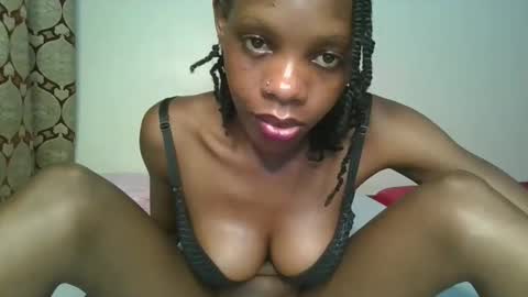 Snapshot of naughtysweetpie chatting on 05.26.26 naughty online show from 05.26.26