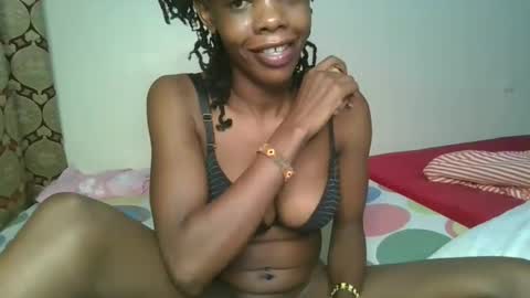 Snapshot of naughtysweetpie chatting on 05.29.26 naughty online show from 05.29.26